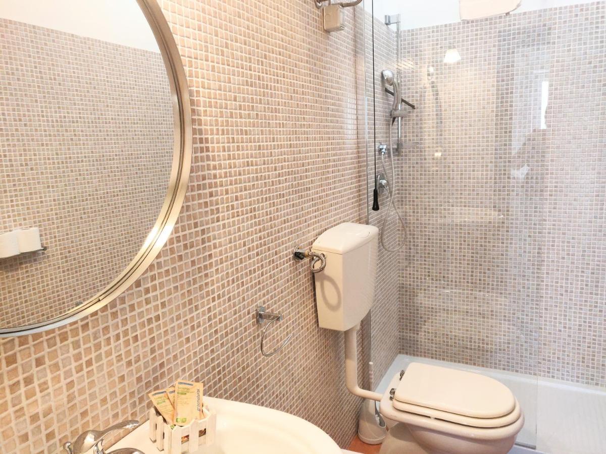 Almarea Blu - Appartamento In Villa Vicino Al Mare - Affitto Breve بولينيانو آ ماري المظهر الخارجي الصورة